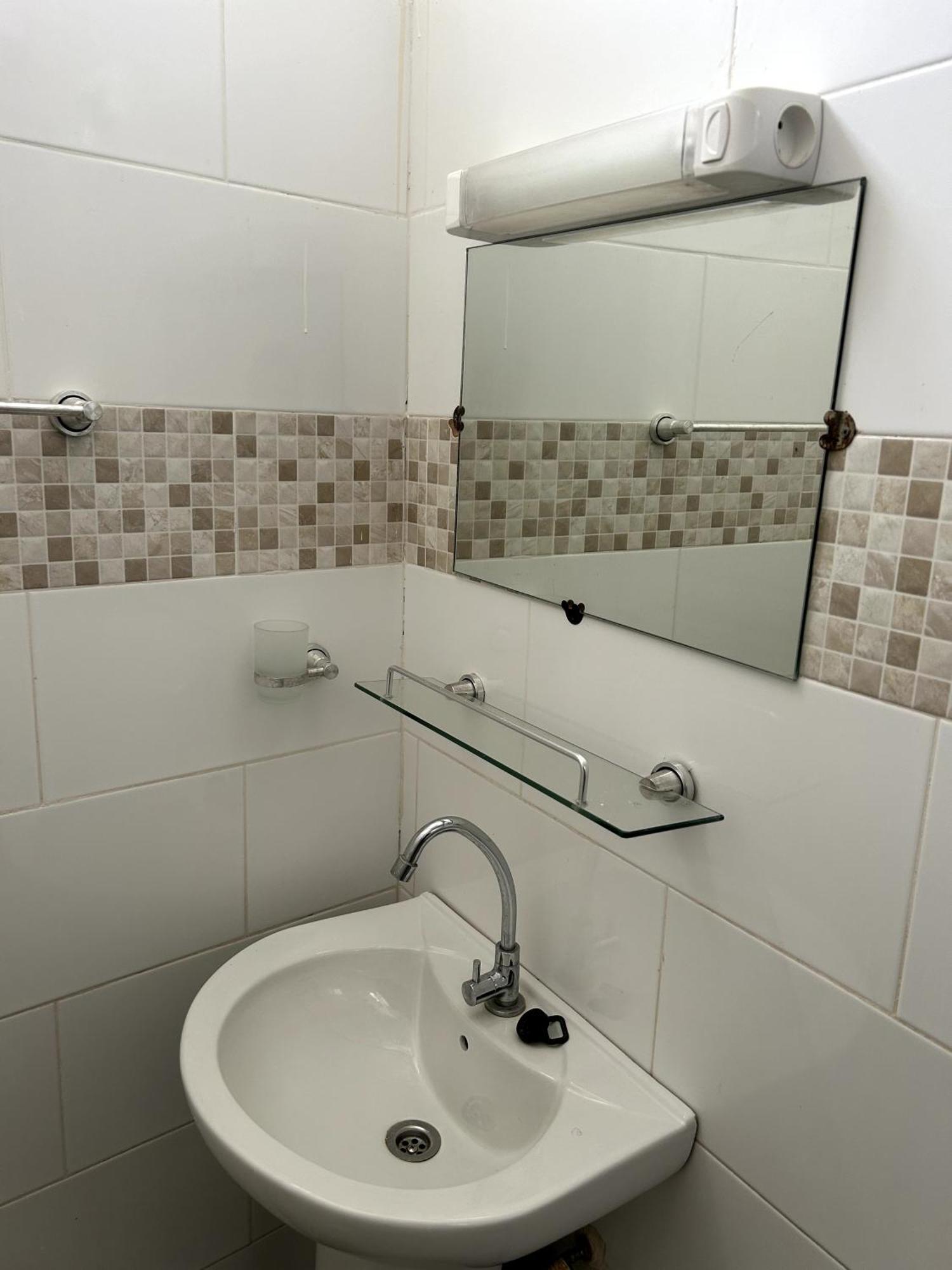 Chambre Spacieuse Avec Balcon - Salle De Bain Exterieure Privee & Breakfast Saint-Louis Ngoại thất bức ảnh